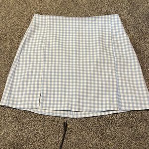 blue and white plad skirt